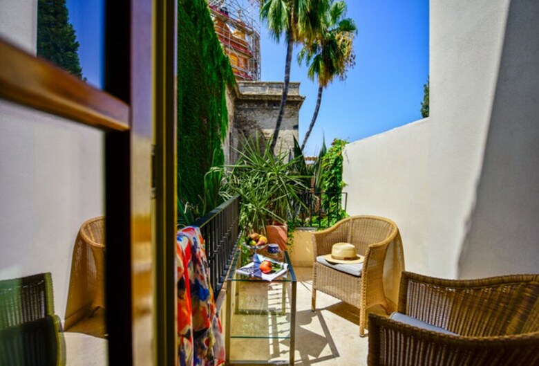 Hotel Casa Del Poeta