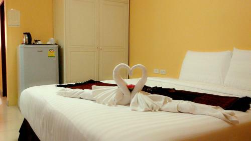 Apartamentos Ploy Poo Residence