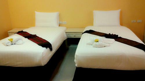 Apartamentos Ploy Poo Residence
