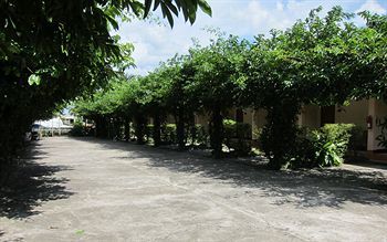 Albergue Oasis Resort