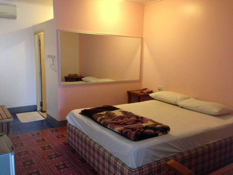 Motel Natpob Sleep Station