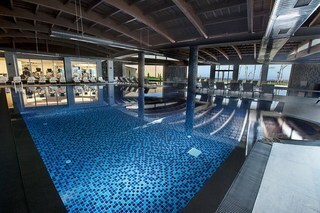 Elexus Hotel & Spa & Casino