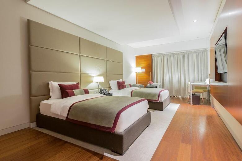 Oryx Airport  Hotel