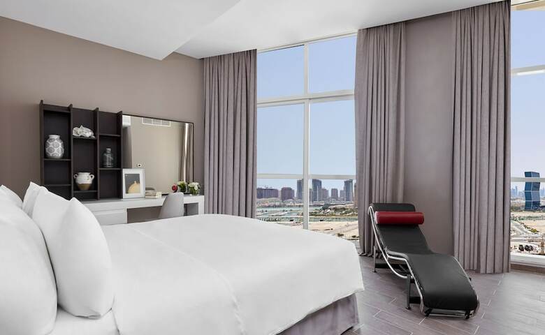 Hotel Staybridge Suites Doha Lusail