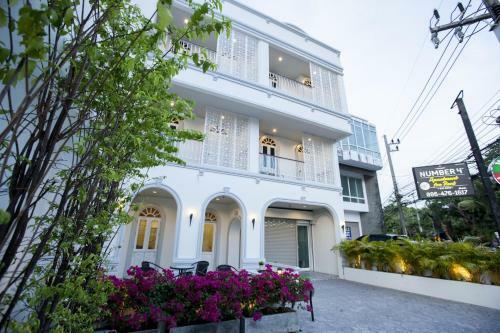 Apartamentos Number 4