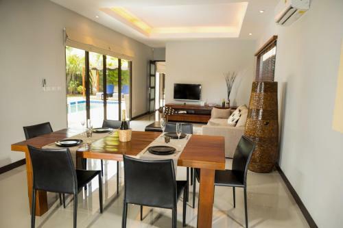 Villa Suksan Nai Harn