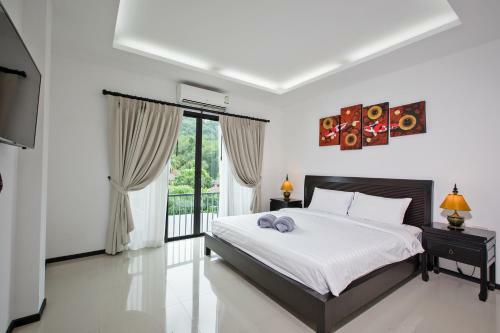 Thaimond Villas Nai Harn