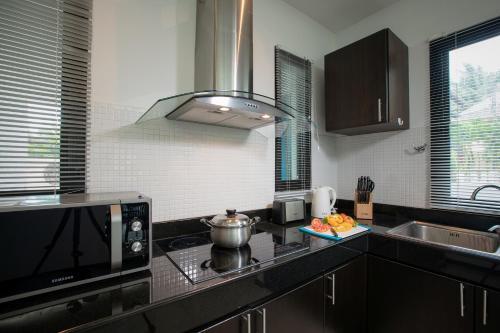 Thaimond Villas Nai Harn