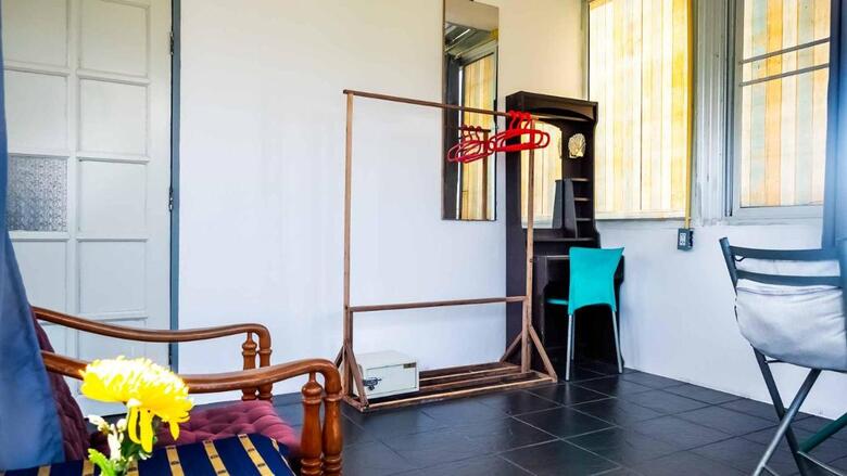 Hostal Sabina Guesthouse