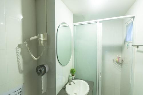 Hostal Baan Kamala Hostel & Guesthouse