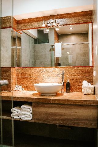 Muru Homely Hotel