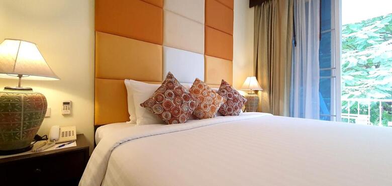 Hotel The Mareeya Place