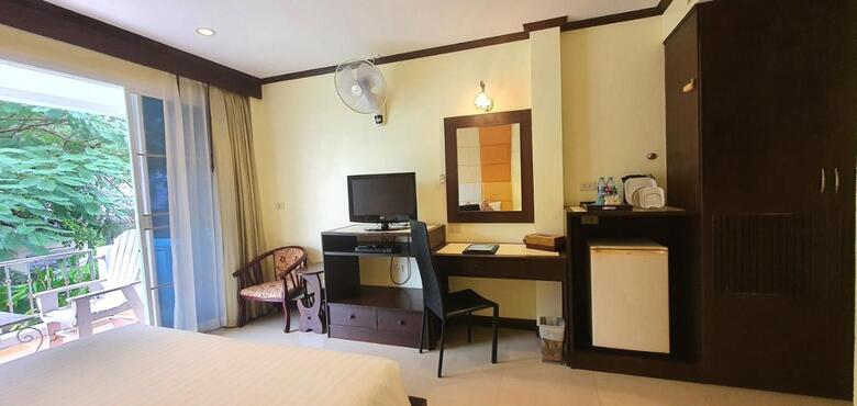 Hotel The Mareeya Place