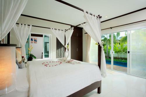Modern Thai Villa Rawai
