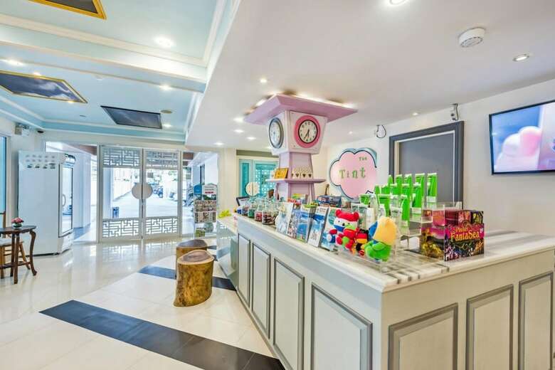 Hotel The Tint At Phuket Town