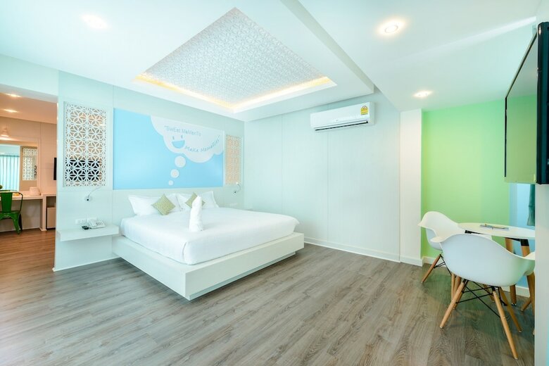 Hotel The Tint At Phuket Town