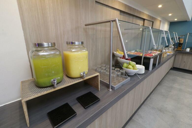Hotel City Express Plus Monterrey Galerias
