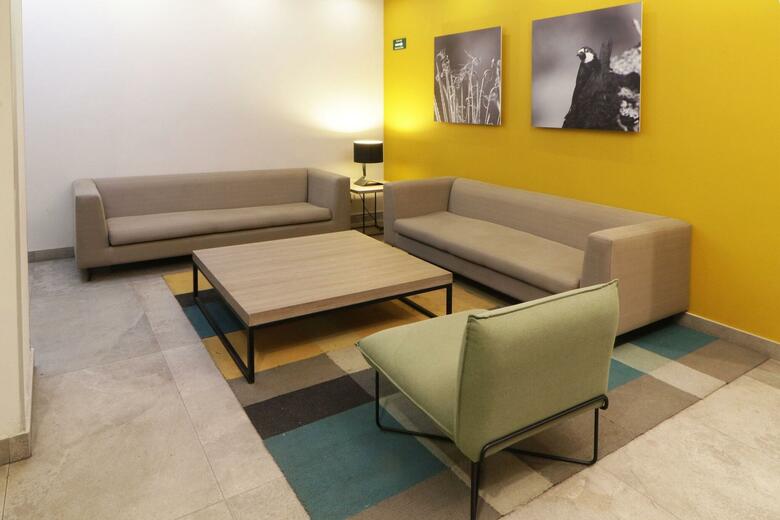 Hotel City Express Plus Monterrey Galerias