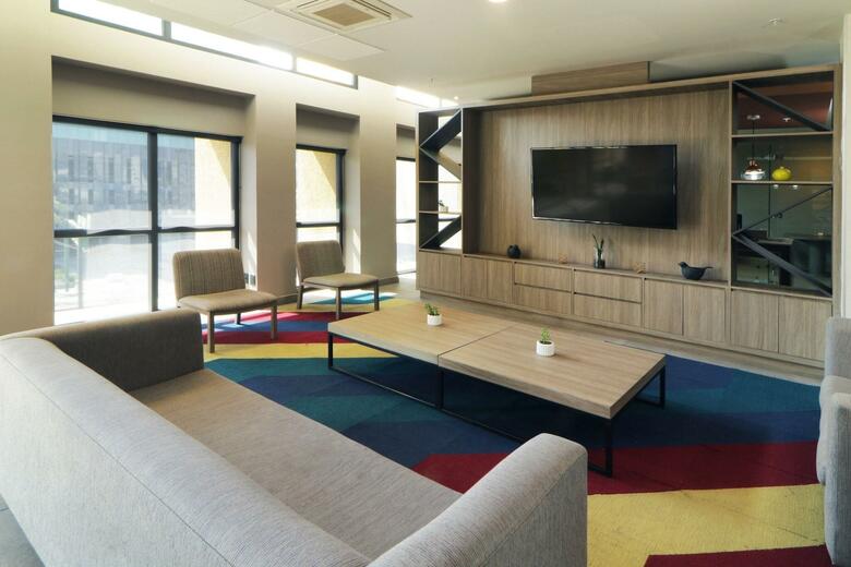 Hotel City Express Plus Monterrey Galerias