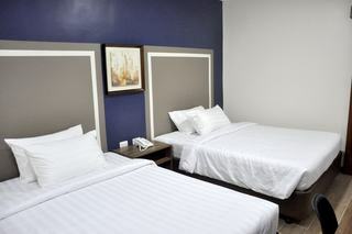 S Hotel And Residences