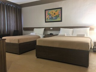 Leope Hotel