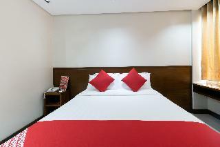 West Makati Hotel