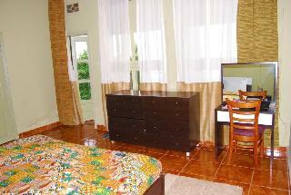 Nyungwe Top View Hotel