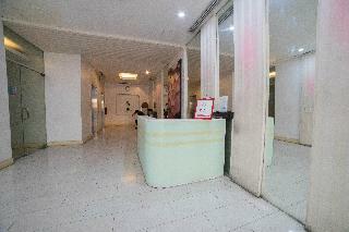 Hotel Reddoorz @ Bel-air Makati