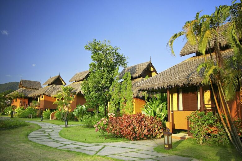 Pai Hotsprings Spa Resort