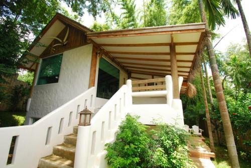 Hotel Pai Island Resort