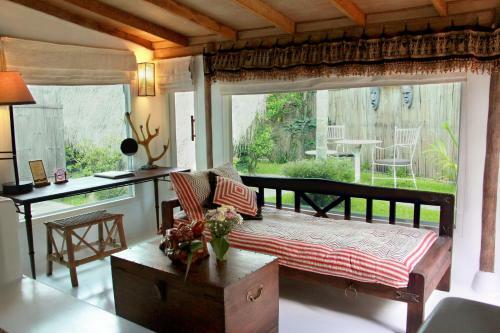 Hotel Pai Island Resort
