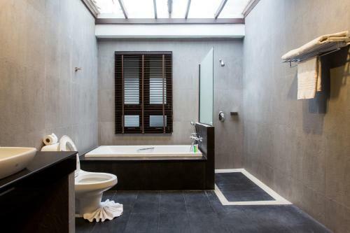 Hotel Baan Chaweng Beach Resort & Spa