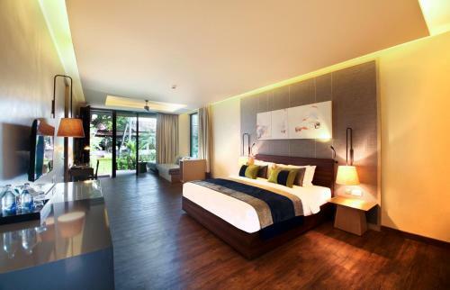 Hotel Chaweng Regent Beach Resort