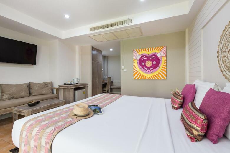 Hotel Ark Bar Beach Resort
