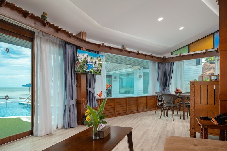 Hotel Chaba Cabana Beach Resort & Spa