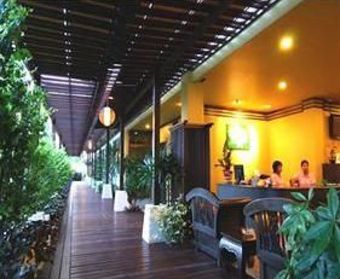 Chaweng Beach Hotel