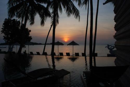 Hotel Sareeraya Villas & Suites