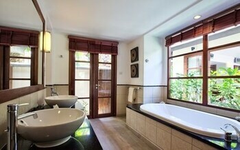 Kanda Residences Pool Villa