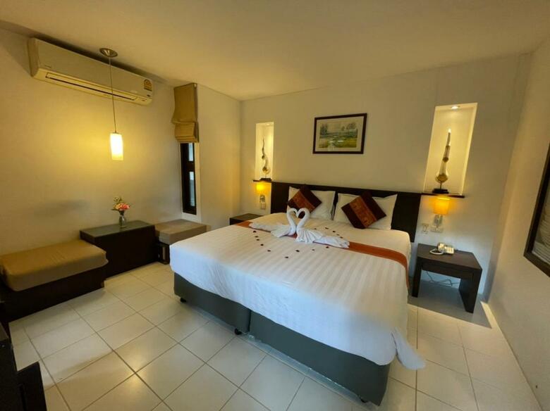 Hotel Evergreen Resort