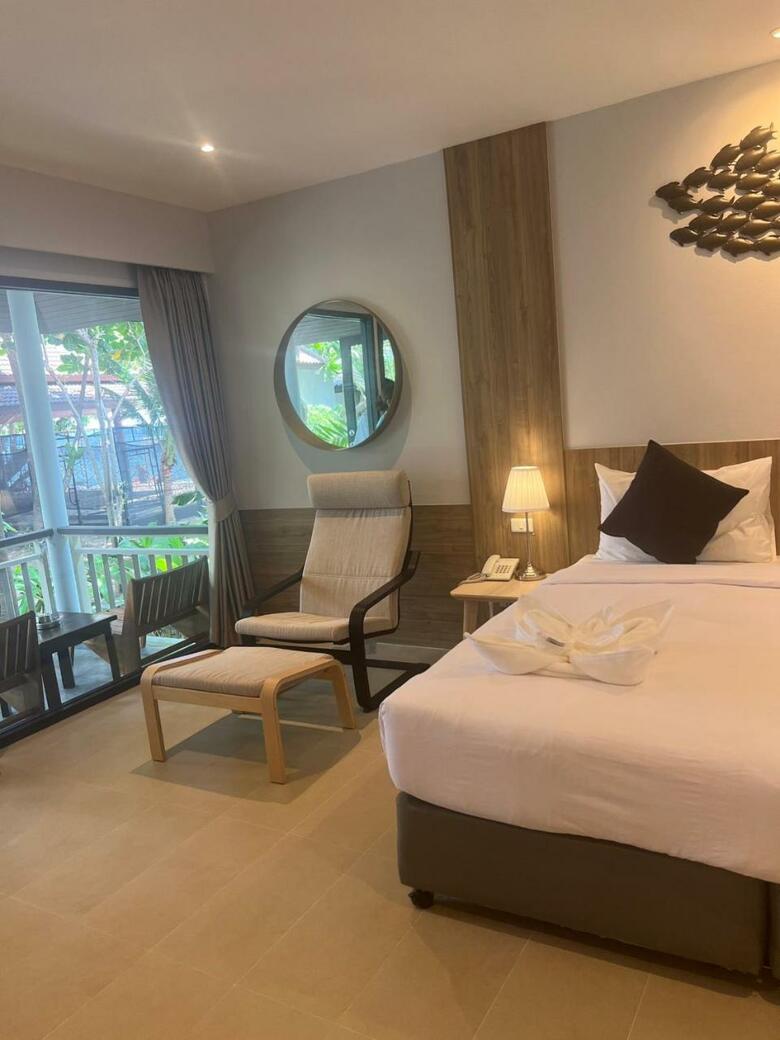 Hotel Evergreen Resort