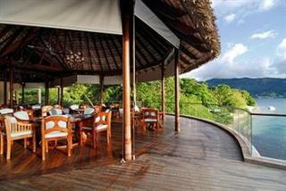 Hotel Cerf Island Resort