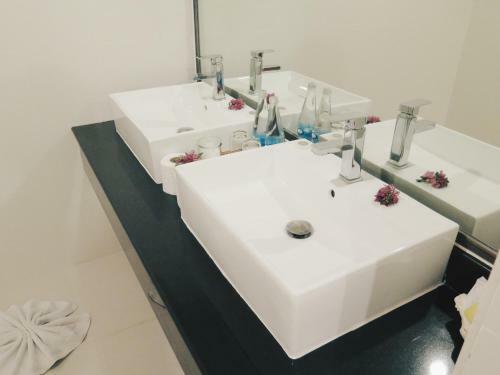 Chaweng Blue Lagoon Hotel