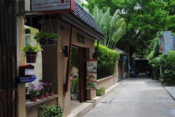 Baan Dinso Hostel@trok Sin