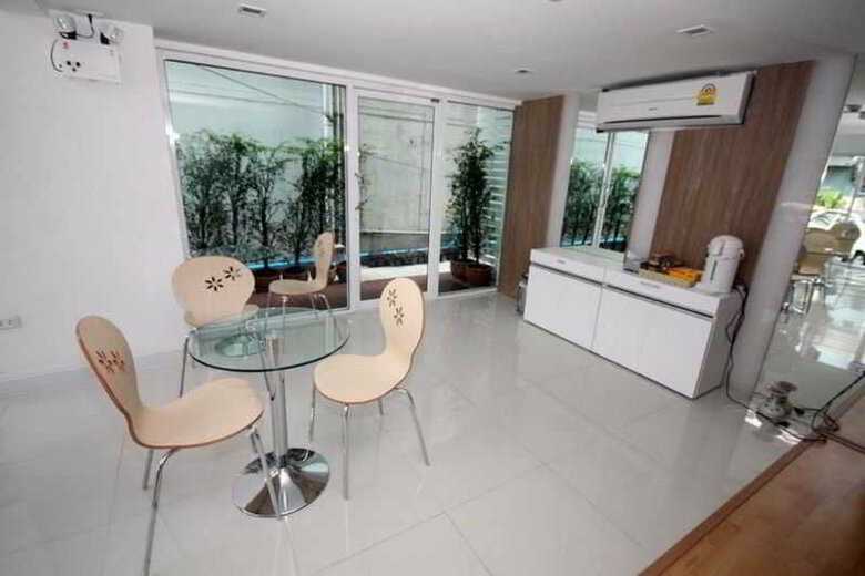 Nantra Ekamai Hotel