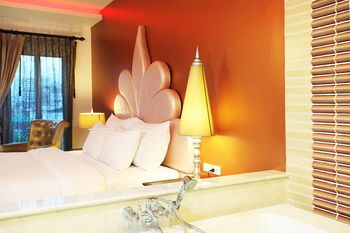 Hotel Chillax Resort