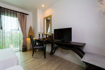 Hotel Chillax Resort