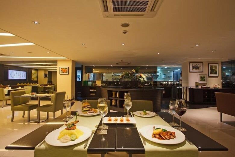Hotel Golden Tulip Mandison Suites