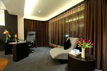 Hotel Golden Tulip Mandison Suites