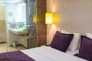 Hotel M