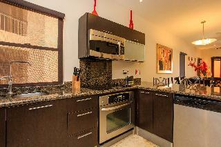 Apartamentos El Faro Residences